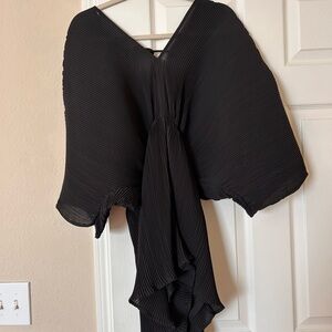 Vici- Flying Tomato Black Pleated Romper